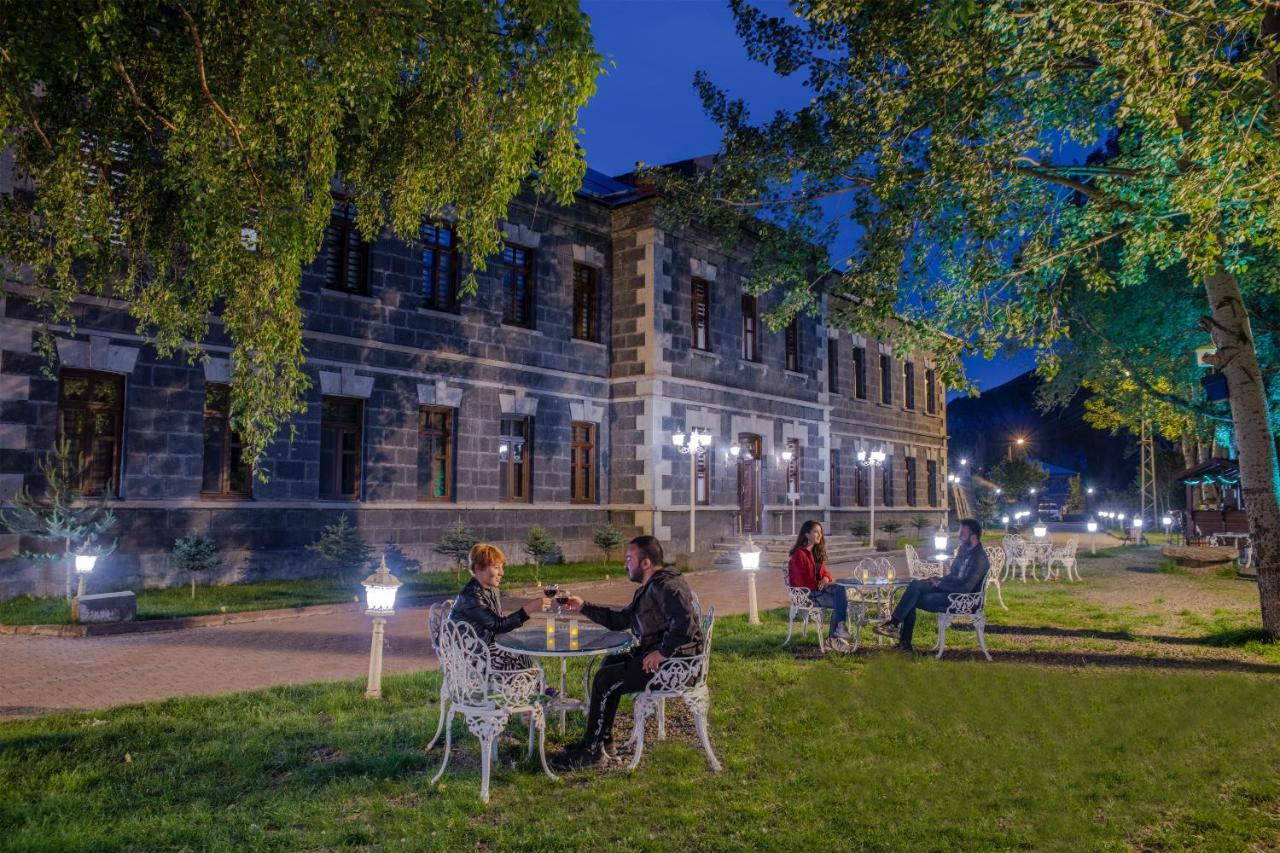 Katerina Palace 1877 Kars Exterior photo